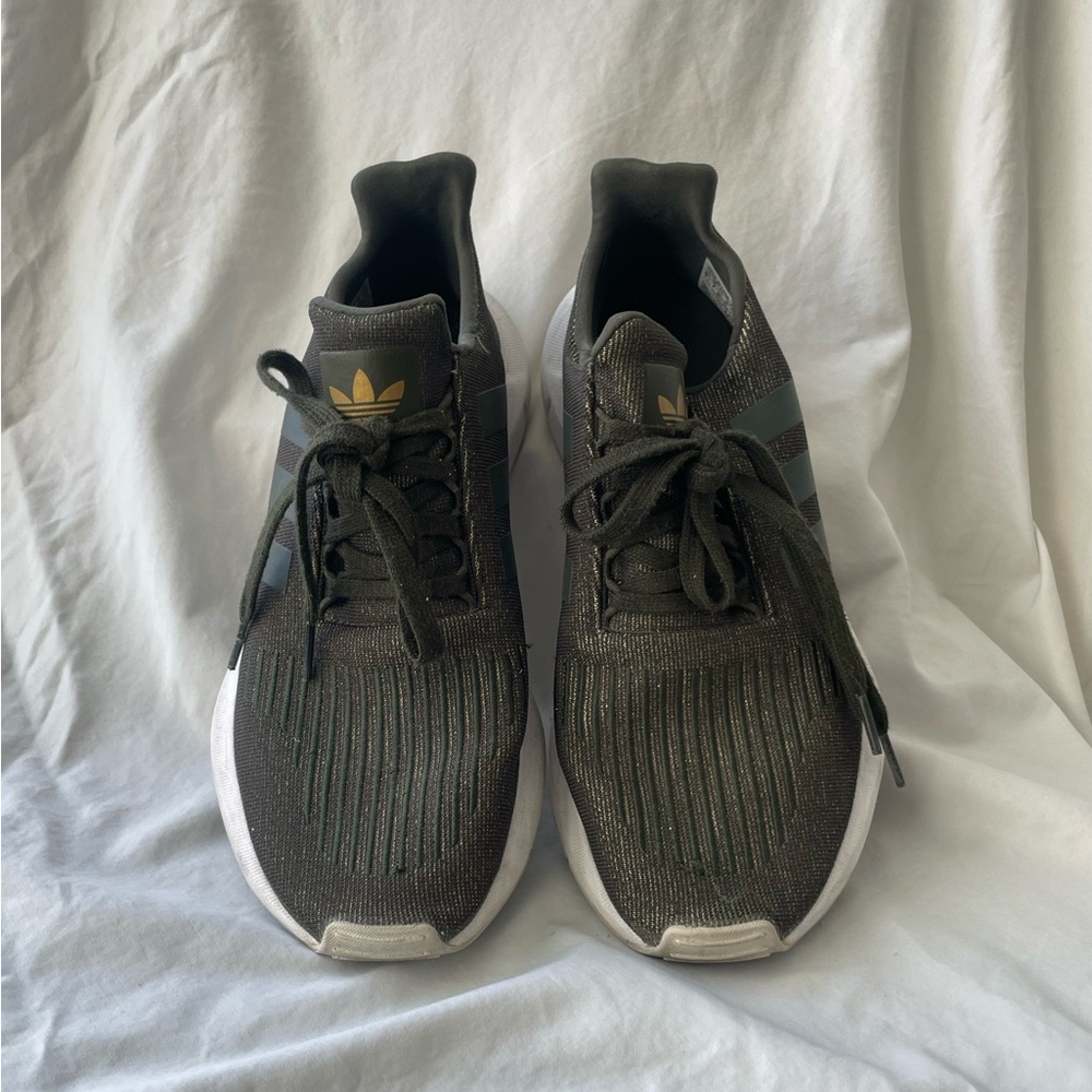 Adidas Swift Run Green and Gold